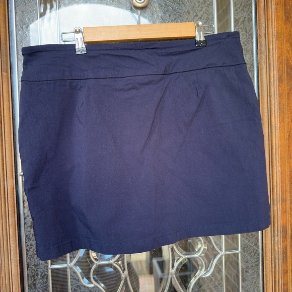 Attyre Deep Blue Skirt - Picture 4 of 7